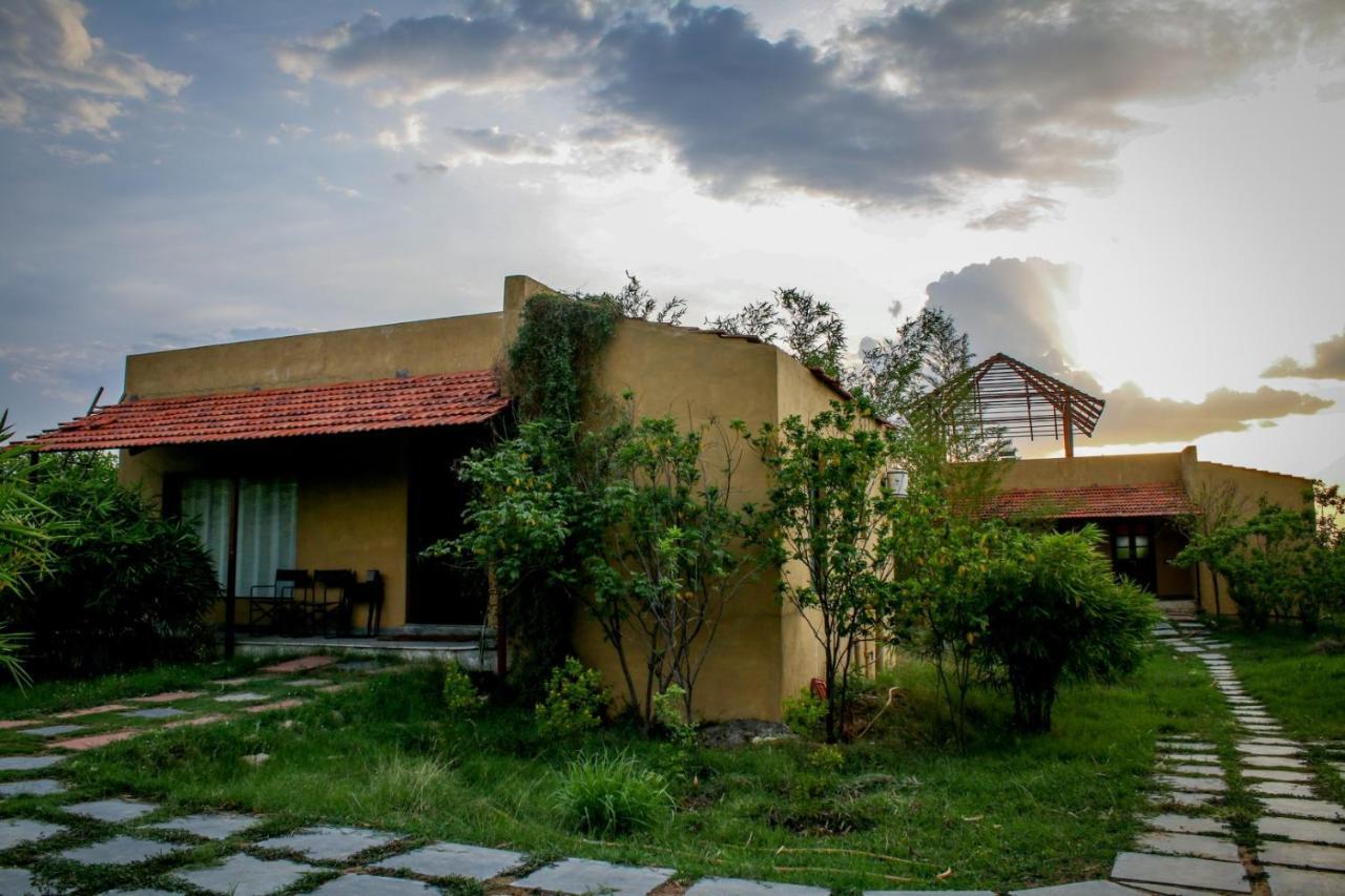 Beyond Stay Mahua Tola Tadoba Kolara ภายนอก รูปภาพ